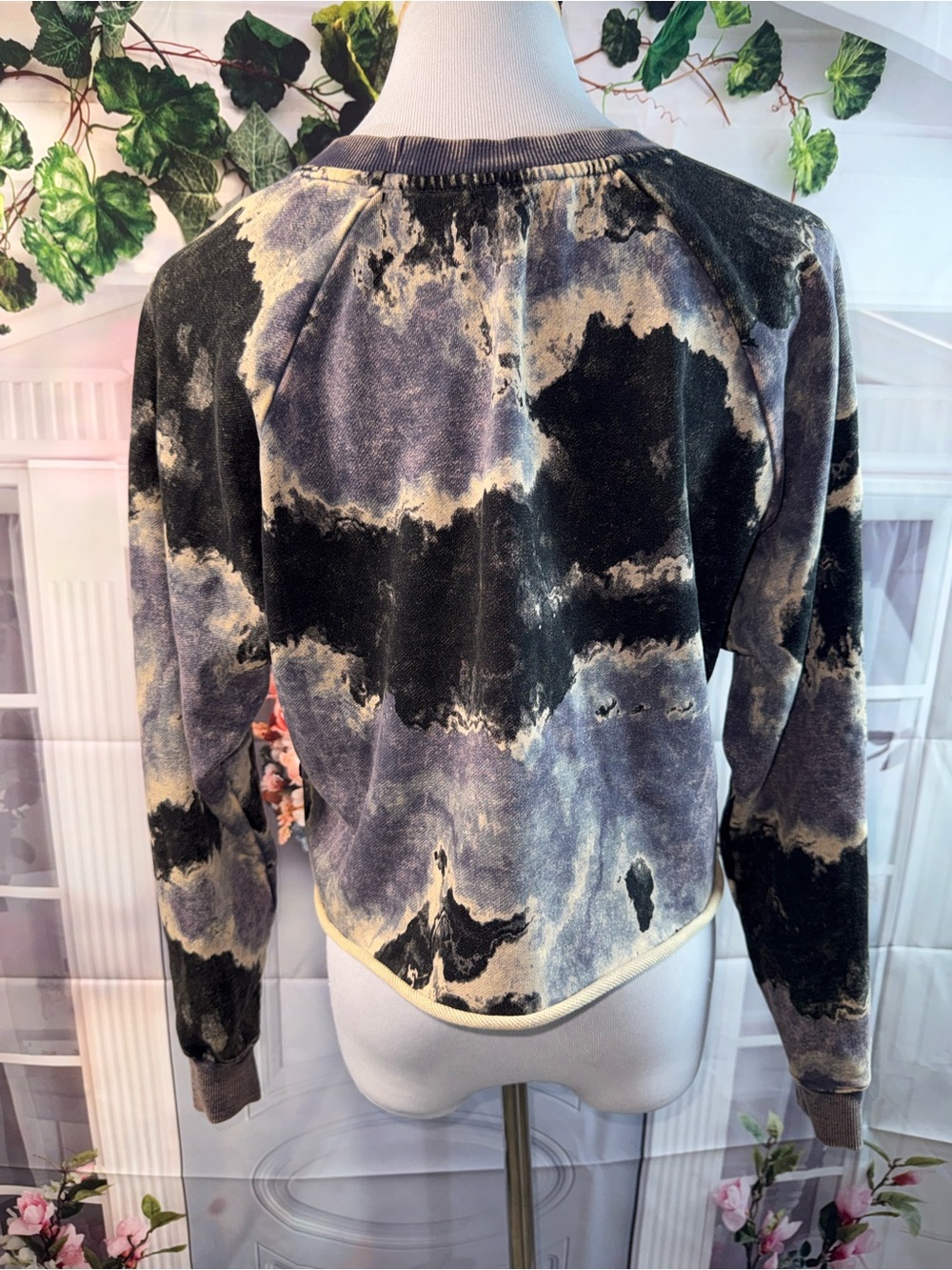 1183-Joy lab Tie-Dye Crewneck Sweatshirt - Black & Gray - Picture 3 of 4